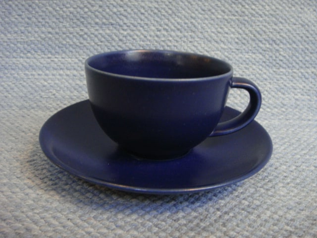 Arabia / Iittala 24h kupit sininen Heikki Orvola.