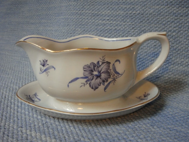 Iris kastikekaadin  