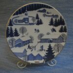 Arabia Joululautanen 1981 Raija Uosikkinen.