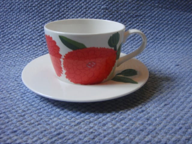 Iittala / Marimekko Primavera kahvikuppi mansikanpunainen Maija Isola.
