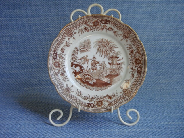 Arabia Singapore kakkulautanen 17 cm ruskea Z-malli.