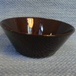 Iittala Teema lautanen 15 cm syvä ruskea.
