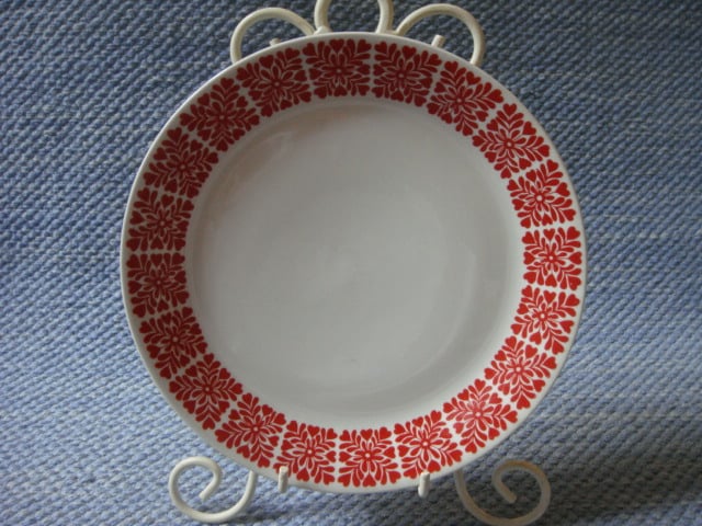 Tytti leipälautanen