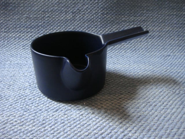 Blues kastikekaadin  