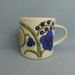 Arabia Paratiisi muki 0,4 l värillinen.