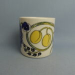 Arabia Paratiisi muki 0,4 l värillinen.