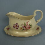 Arabia Inga-Liisa kastikekaadin.