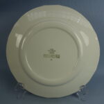 Arabia Maisema lautanen punainen.