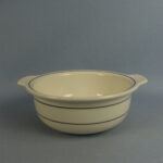 Arabia Krokus korvallinen lautanen.