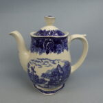 Arabia Maisema kahvikannu sininen.