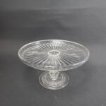 Riihimäen lasi Kara jalallinen kakkuvati kirkas.