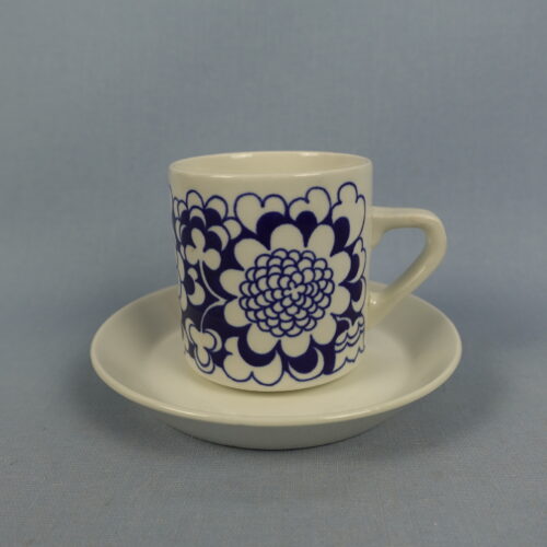 Arabia Gardenia kahvikuppi sininen.