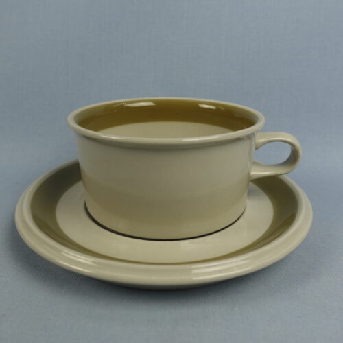 Arabia Oliivi teekuppi.
