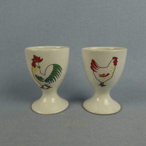 Arabia Kukko ja Kana munakuppi jalallinen.