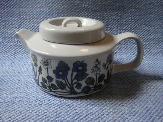 Flora teekannu  