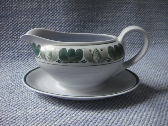 Green Laurel kastikekaadin  