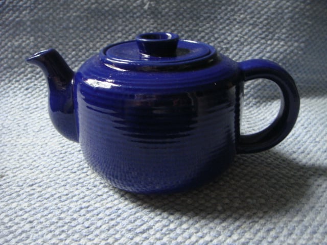 MS-mallin teekannu  