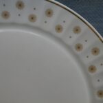 Arabia Roksana tarjoiluvati beige 26 cm