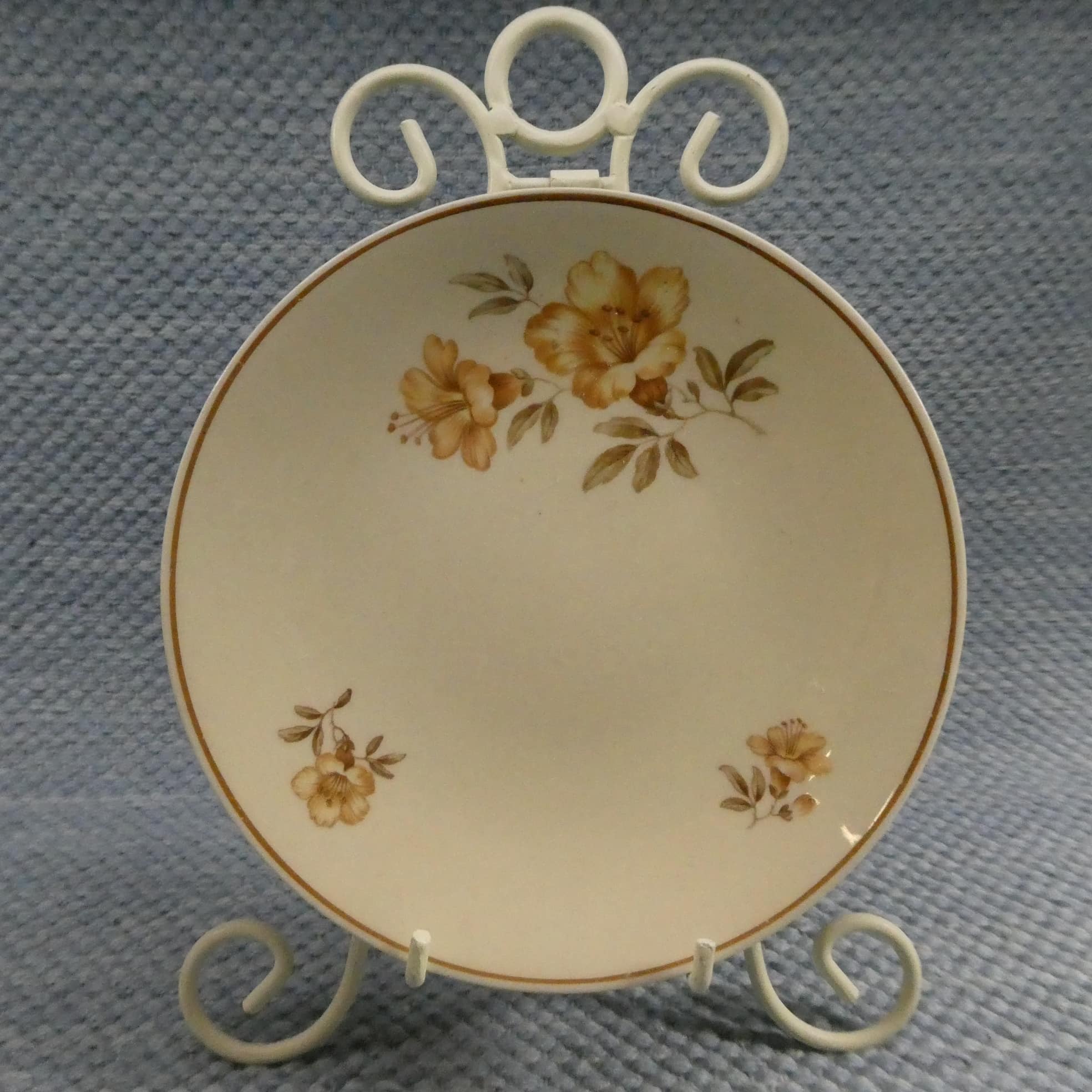 Arabia Myrna leipälautanen 15,5 cm ruskea reuna