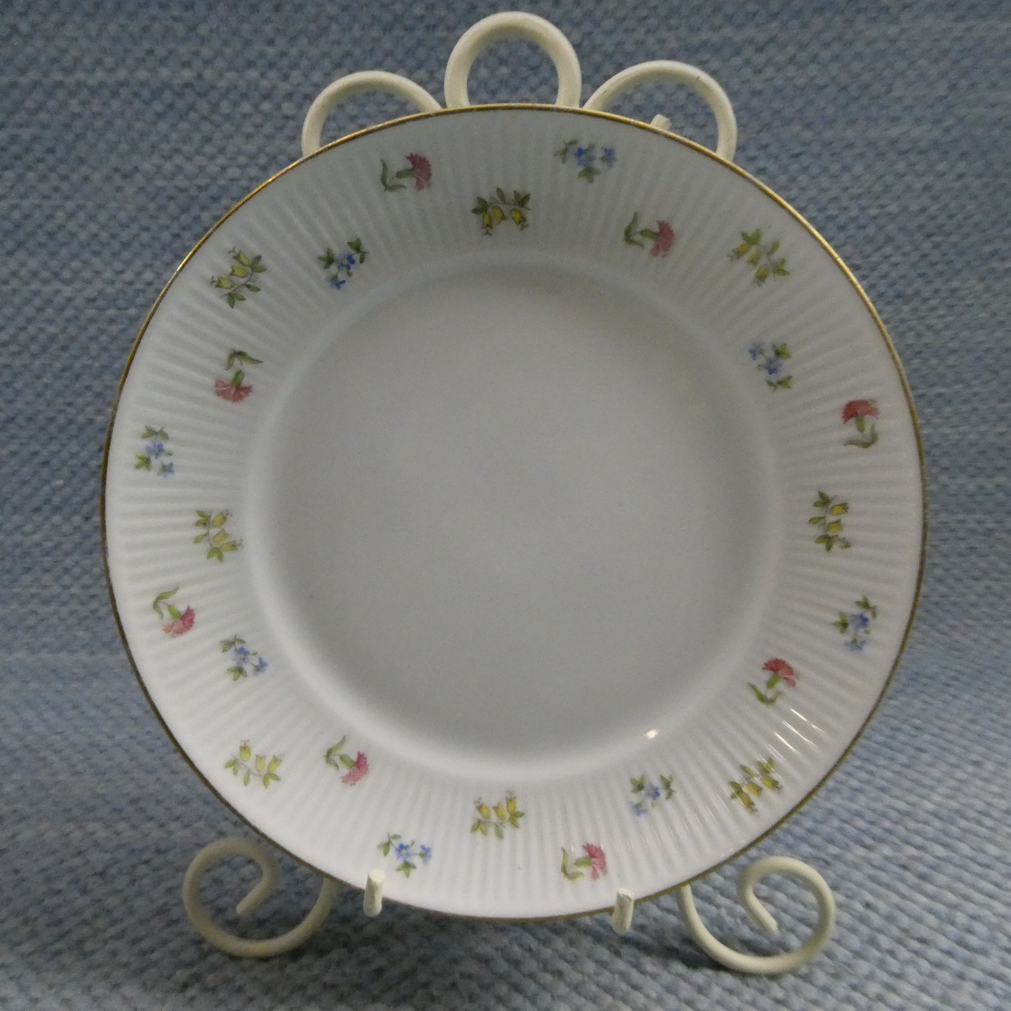 Arabia Kristiina lautanen 17 cm RN-malli