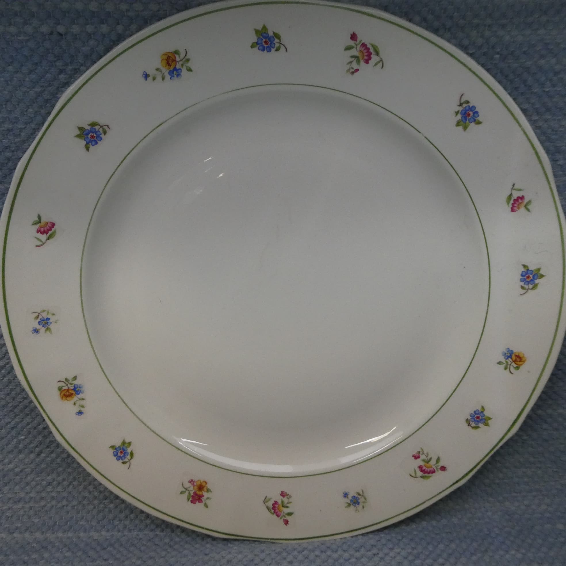 Arabia Sirkka pyöreä vati 33 cm vihreä raita