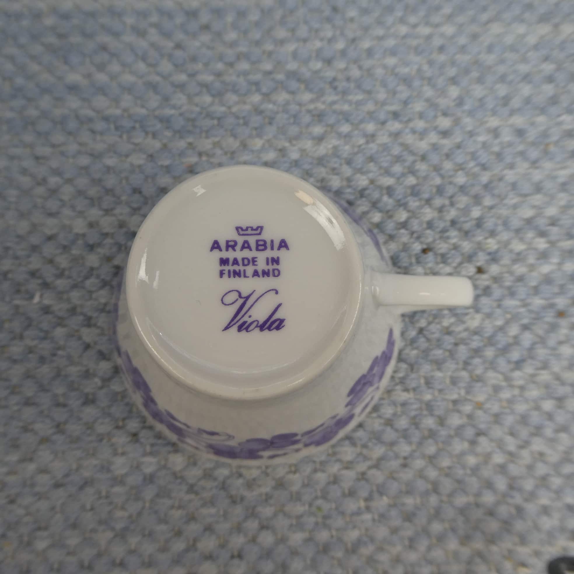 Arabia Viola Coffee Cup - Wanhat Kupit