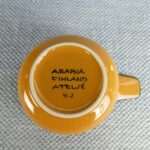 Arabia Kalevala kastikeastia Atelje käsinmaalattu.