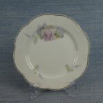 Arabia Lautanen 18,5 cm iso ruusu FQ-malli.