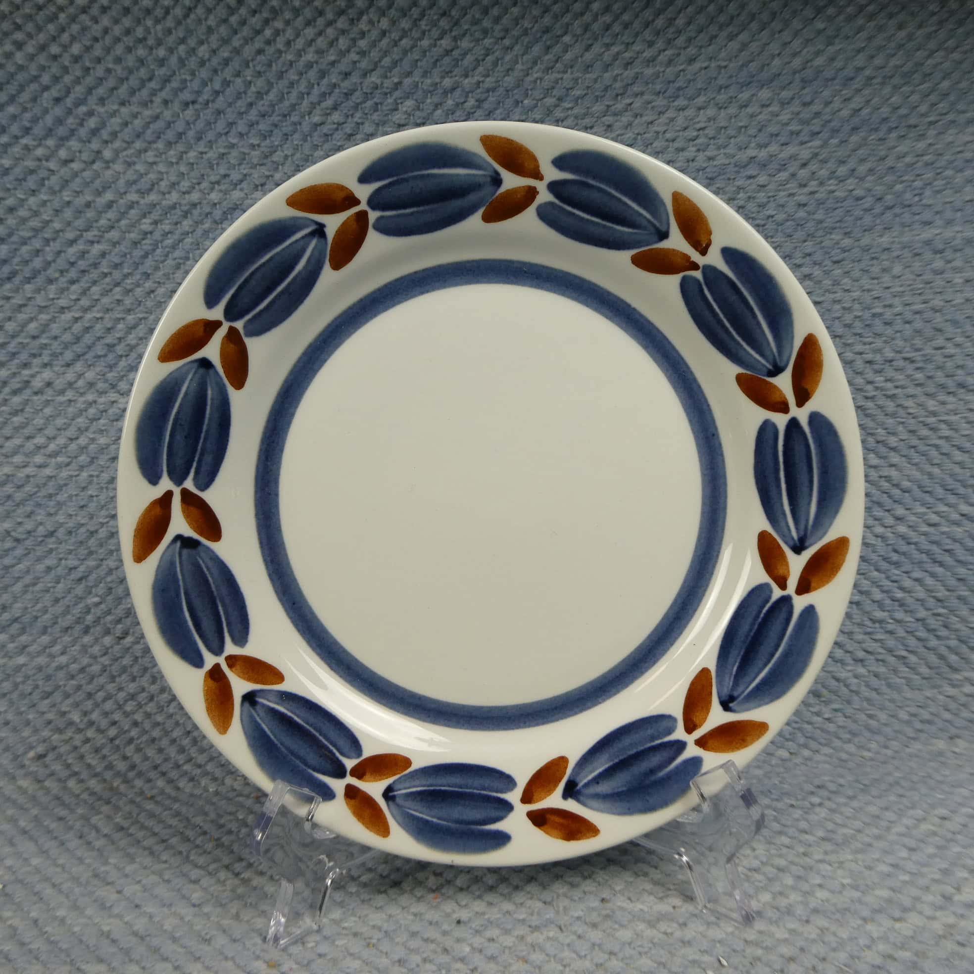 Arabia Botnia lautanen 18,7 cm sininen.
