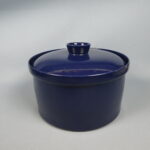Arabia / Iittala Teema kannellinen pyöreä pata sininen.