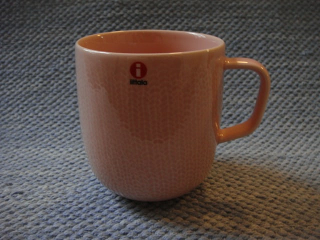 Sarjaton muki 0