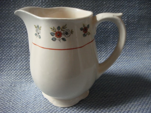 Sirkka maitokannu  