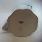 Arabia Papukaija maitokannu korkeus 23 cm.