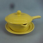 Arabia Voisula-astia keltainen.