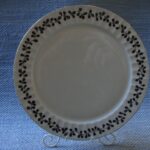 Arabia Vanamo lautanen 26 cm ruskea