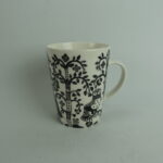 Iittala Taika muki 0,4 l musta.