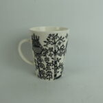Iittala Taika muki 0,4 l musta.