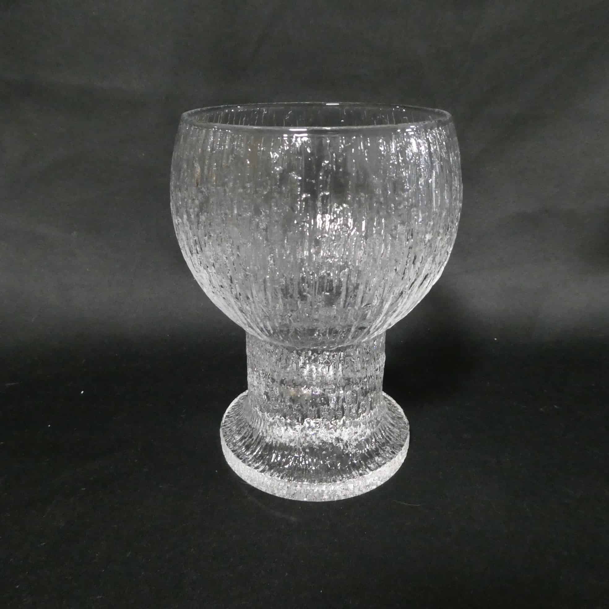 Iittala Kekkerit olutlasi Ölkky Timo Sarpaneva.