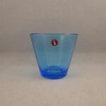 Iittala Kartio snapsilasi, vaaleansininen Kaj Franck.
