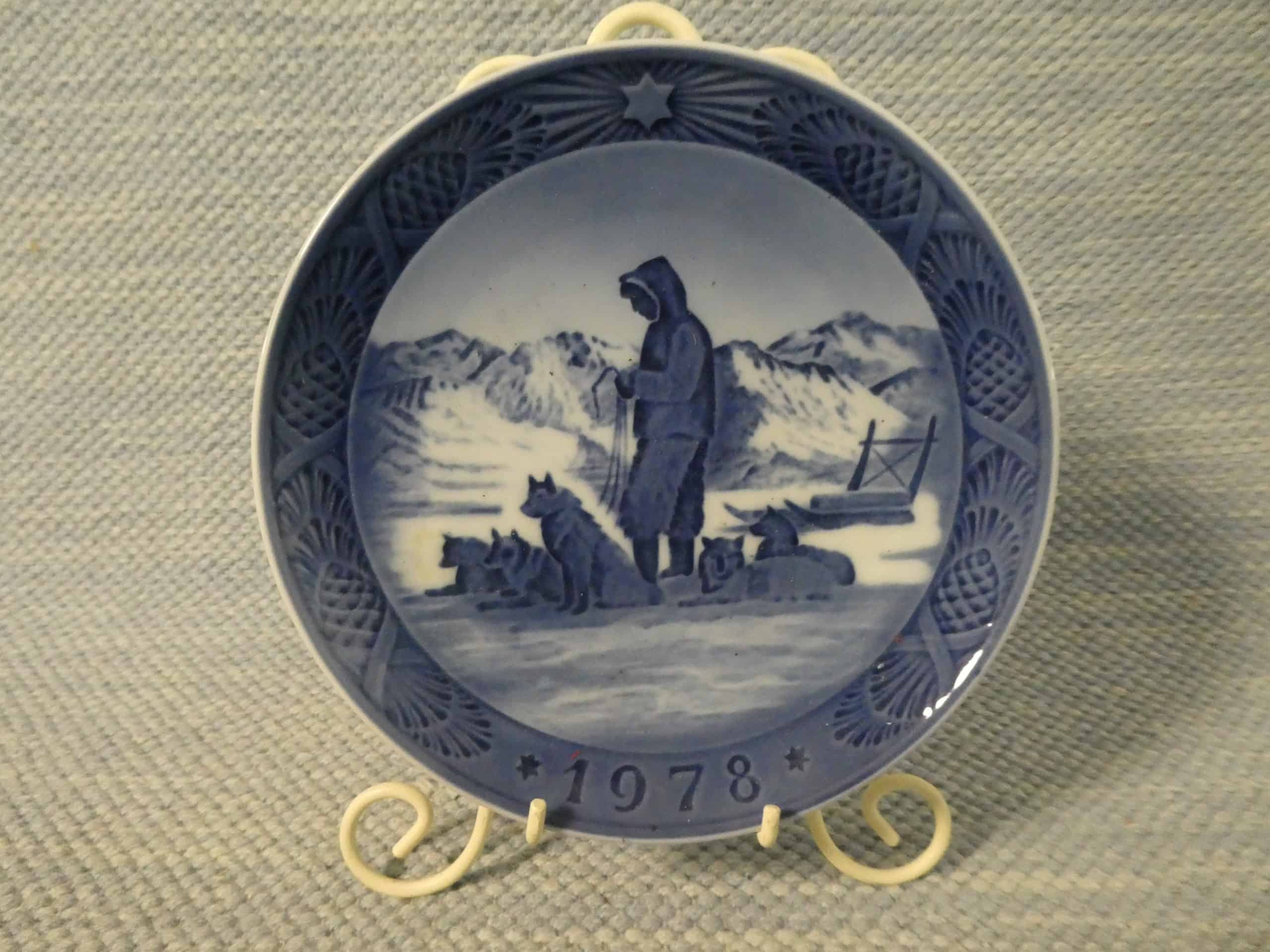 Royal Copenhagen seinälautanen
