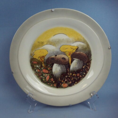 Arabia Sienien salamaailma seinälautanen HLS.