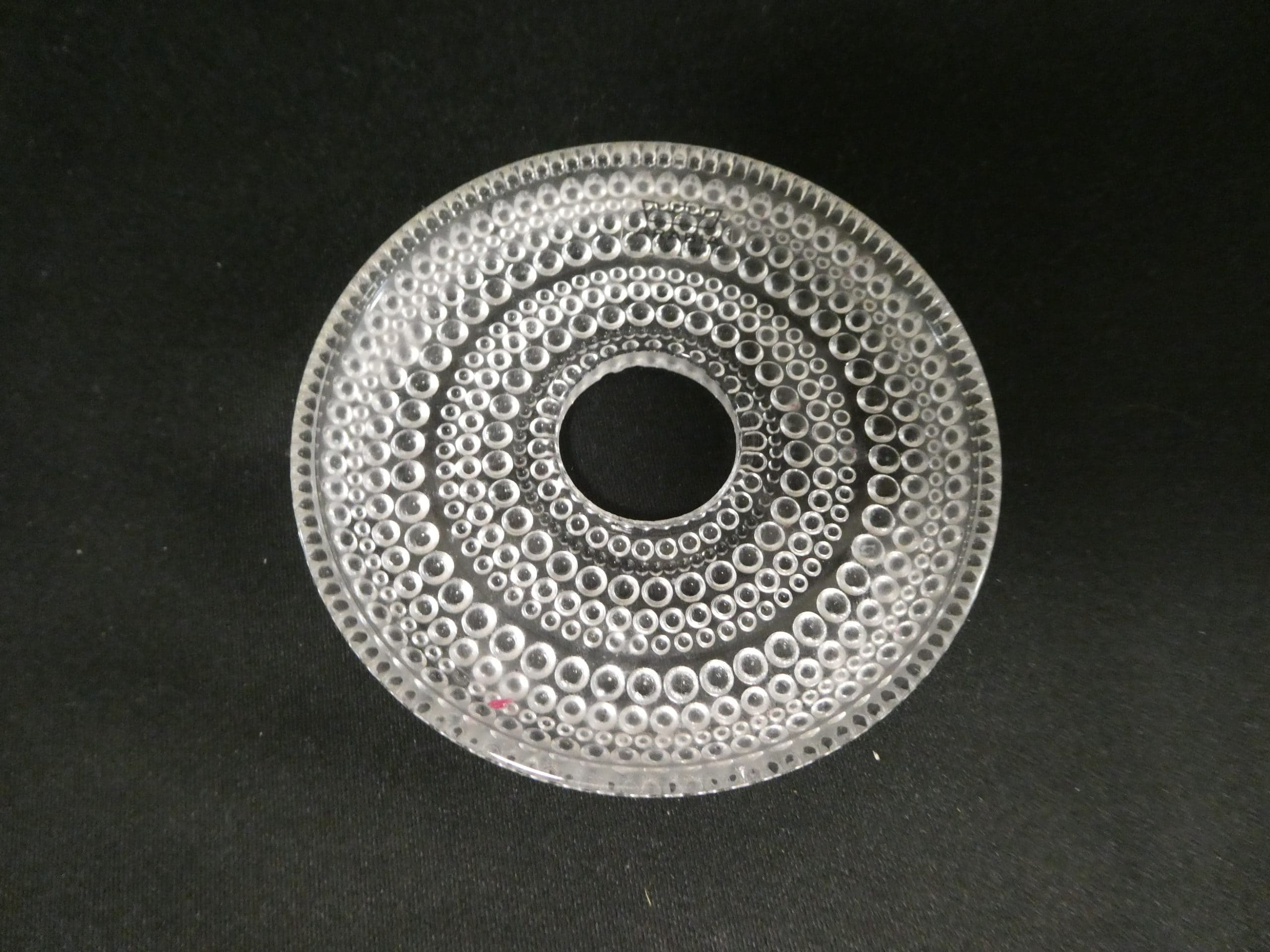 Kastehelmi kynttilämansetti, kirkas, halkasija 8 cm, Arabia/Nuutajärvi.