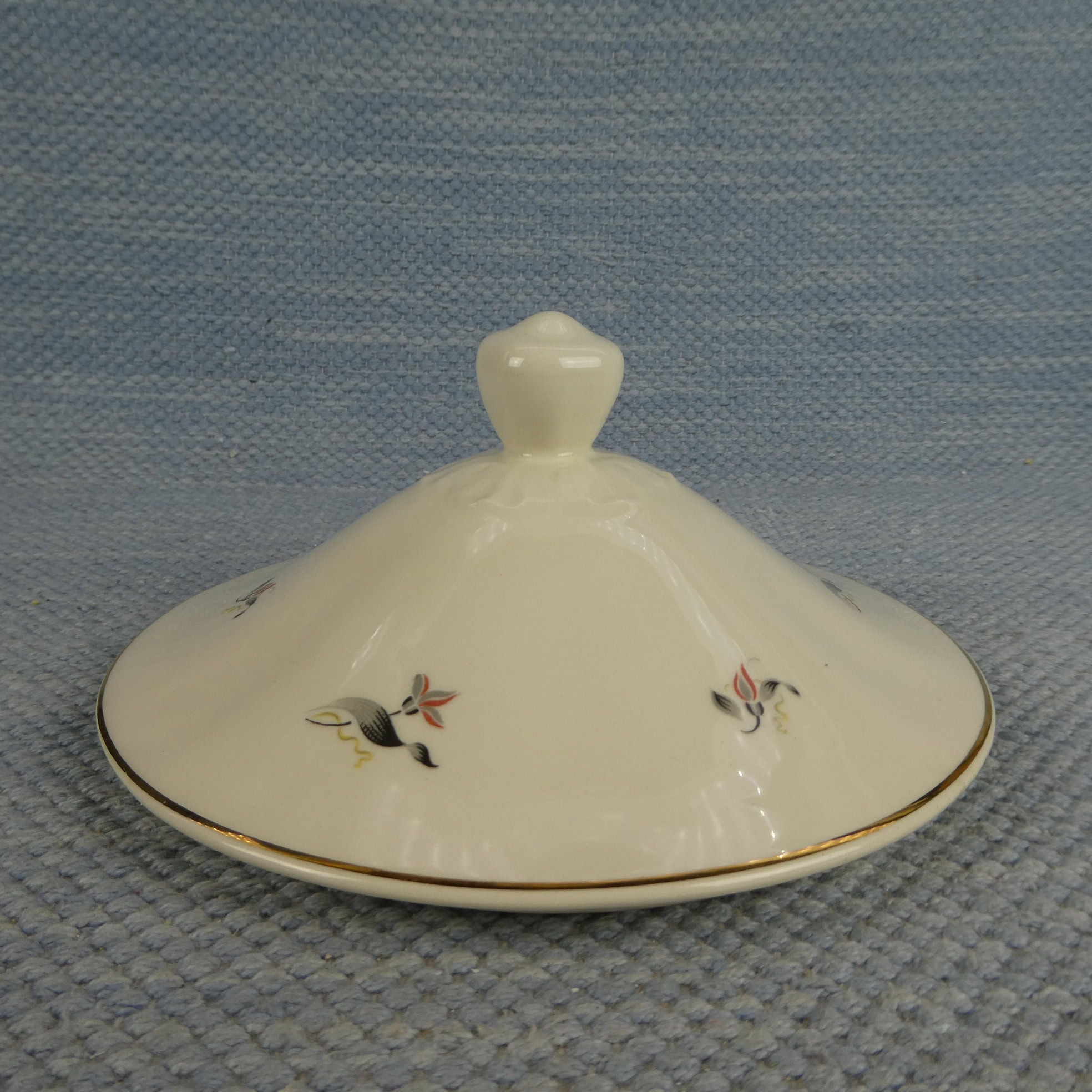 Arabia Marja-Leena kulhon kansi 19,5 cm.