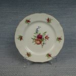 Arabia Hilkka-Liisa lautanen 17 cm kultareuna.