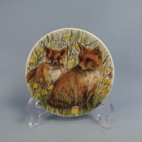 Arabia Kettu Fauna-sarja seinälautanen 12 cm.