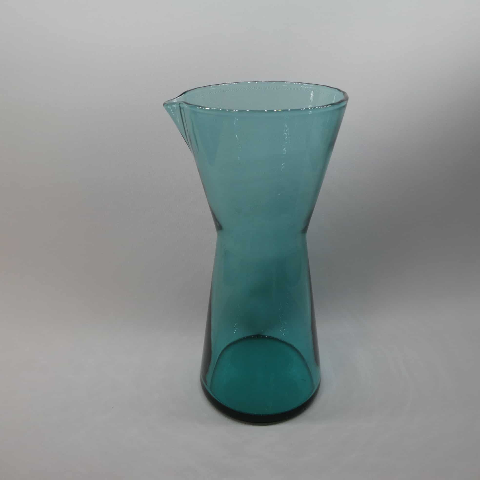 Iittala Kartio kaadin merensininen 95 cl Kaj Franck.