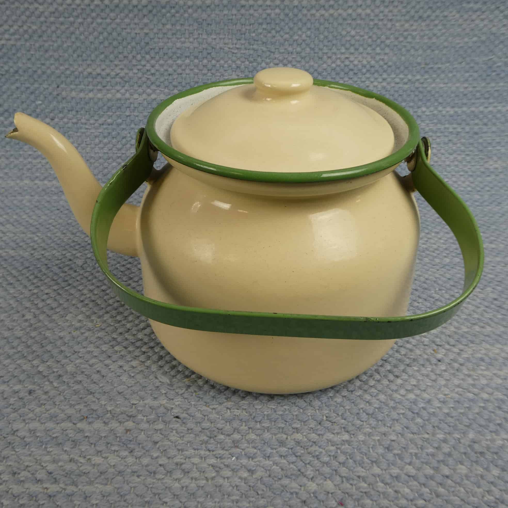 Konesilta luunvärinen kahvipannu 1,75 ltr