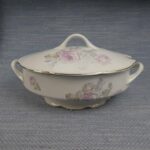 Arabia kannellinen kulho vaaleat ruusut fq-malli