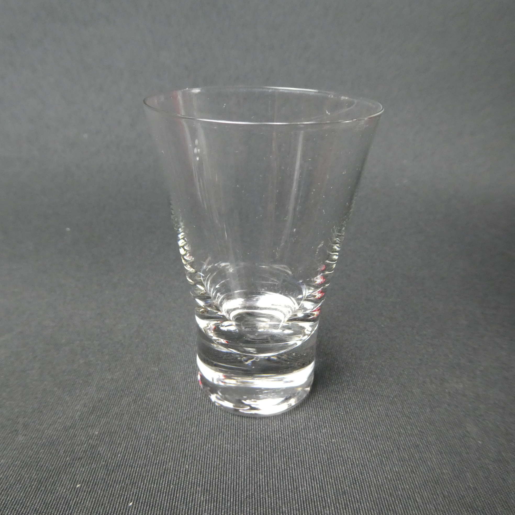 Iittala Aarne snapsilasi 5 cl Aarne Hongell.