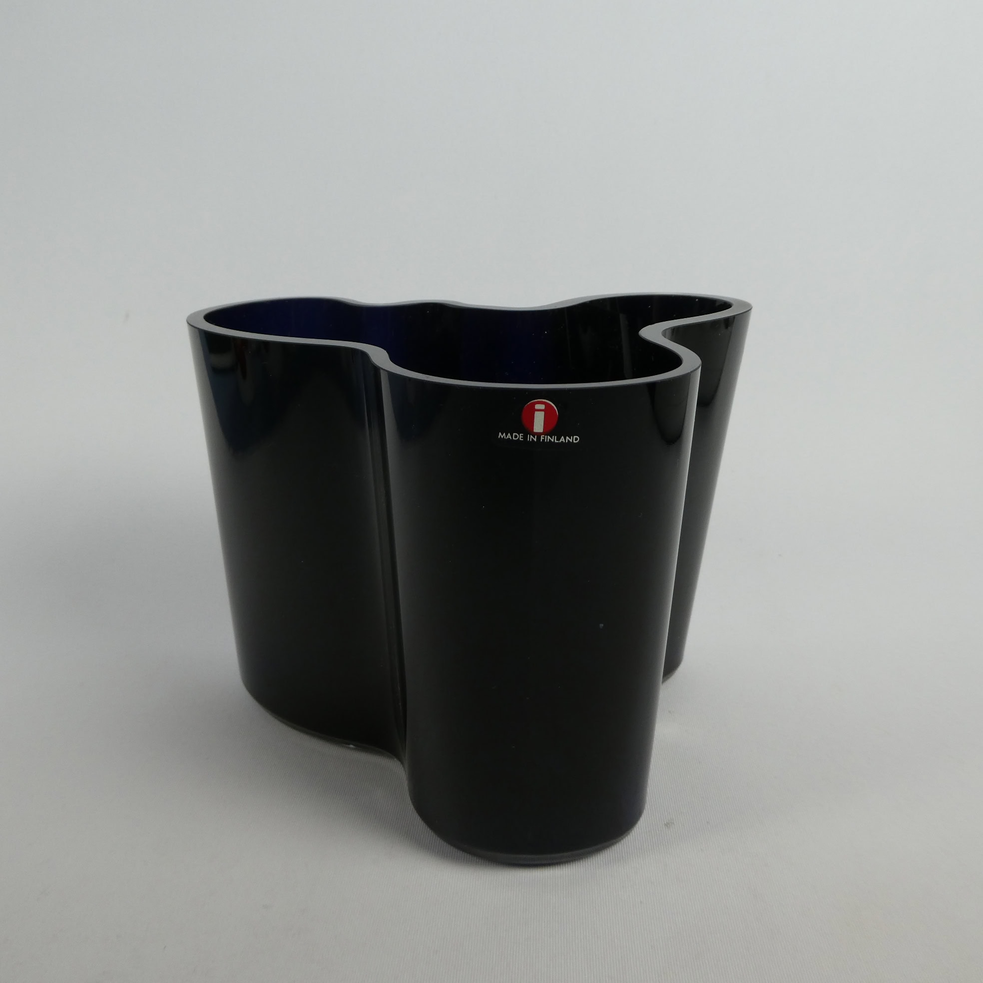 Iittala Aalto maljakko 120 mm koboltinsininen.